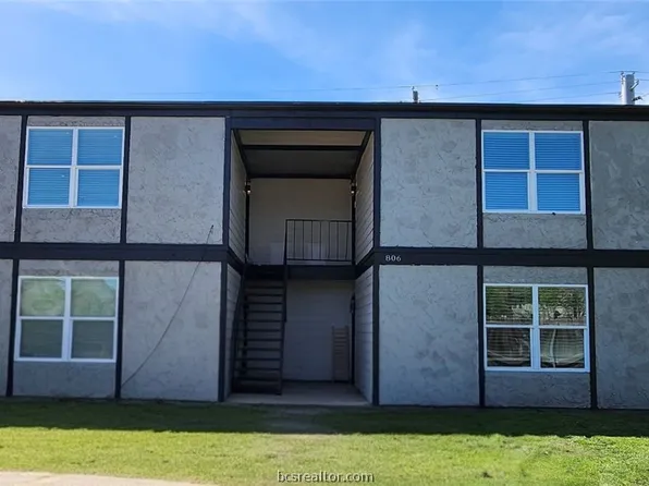806 Oran Cir APT F, Bryan, TX 77801
