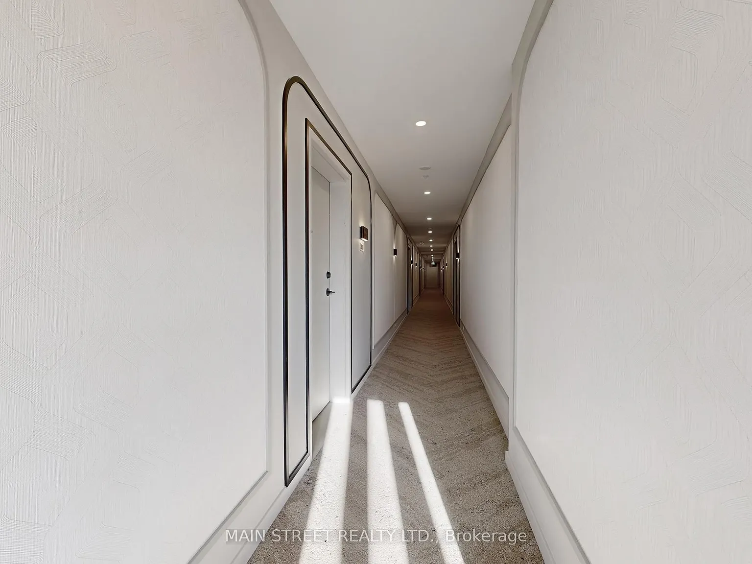 1 bed, $2,400 — Photo 4