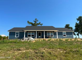 3620 Cypress Tree Ln, Marianna, FL 32448