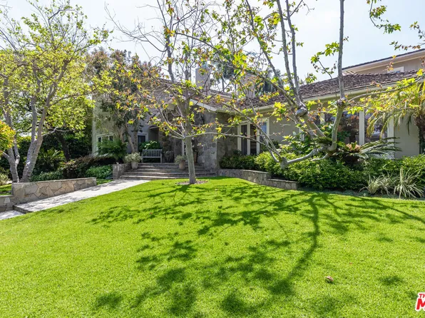 1185 Corsica Dr, Pacific Palisades, CA 90272