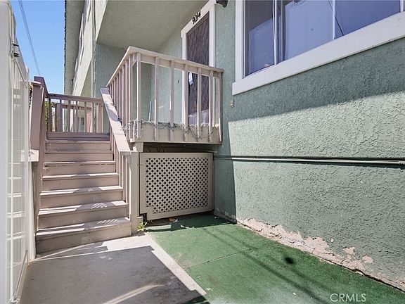 2nd image of 9214 Palm St