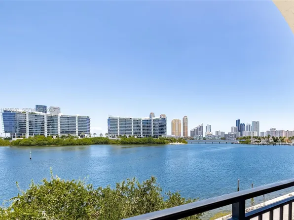 3255 NE 184th St, Aventura, FL