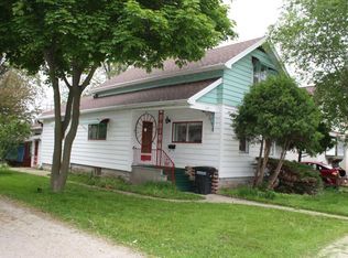 1107 Michigan St, Oshkosh, WI 54902