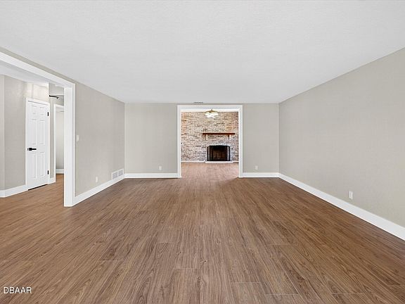 5th image of 4 Eagle Rock Trl