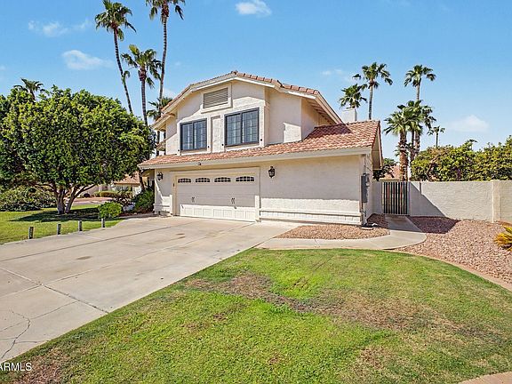 2nd image of 8916 E VOLTAIRE Drive