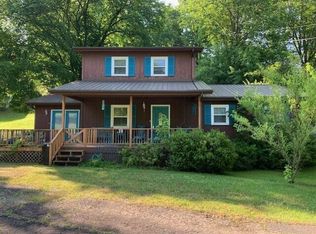 121 Cemetery Rd, Martin, KY 41649