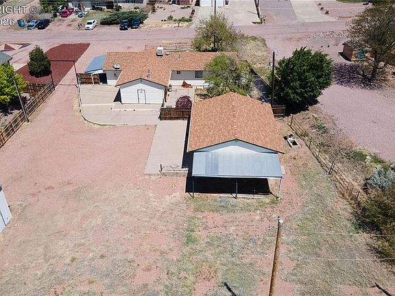5th image of 3046 Pear St