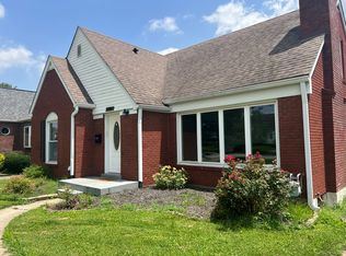 109 Ridgeway Ave, Saint Matthews, KY 40207