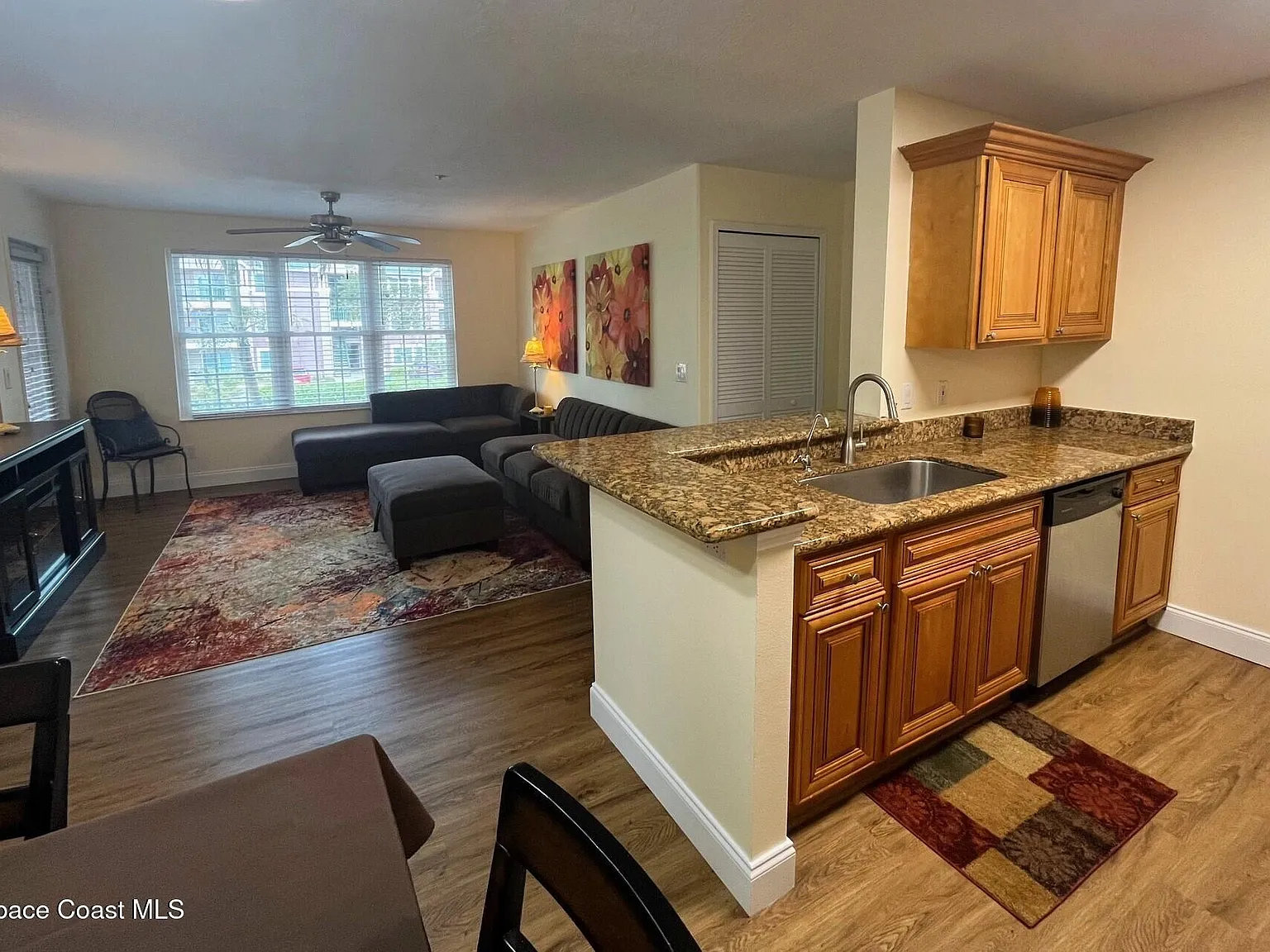 1 bed, 1.0 bath, 752 sqft, $1,850 — Photo 2