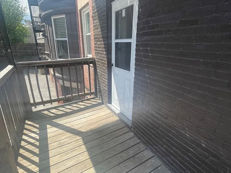1595 Beacon St #13 — Photo 19