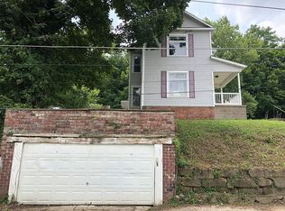 5 E Athens Rd, Roseville, OH 43777