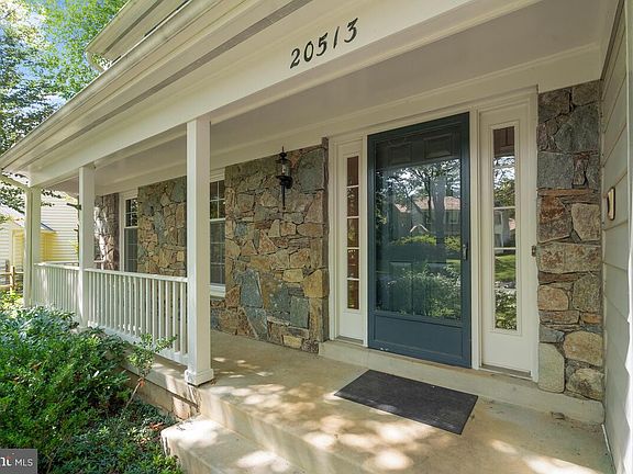 5th image of 20513 Oak Bluff Dr