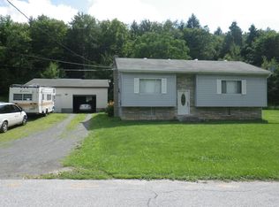 74 Cherry St, Emeigh, PA 15738