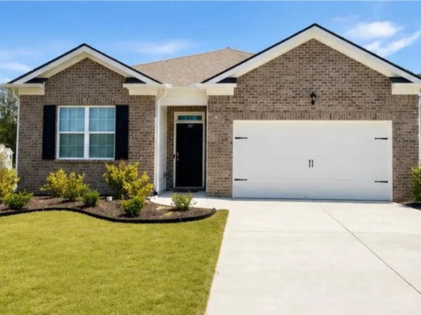 32 Oak Leaf Rd #B, Dallas, GA 30132