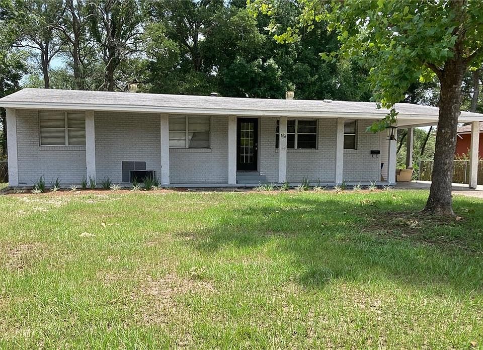 1st image of 800 Amelia Dr