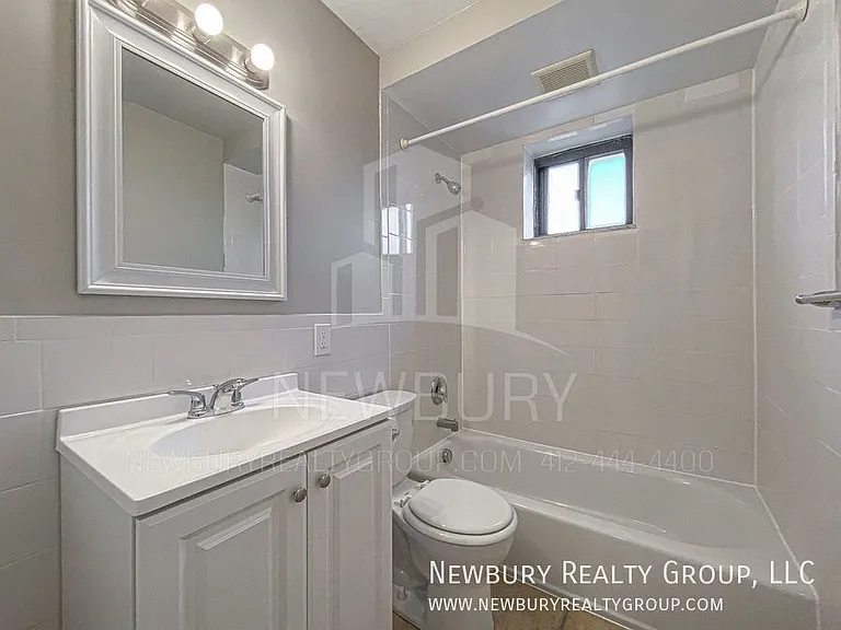 1459 Poplar St #17 — Photo 22