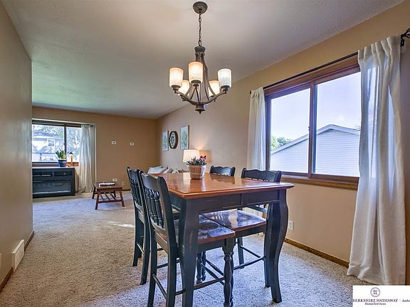 4th image of 12915 Southdale Dr