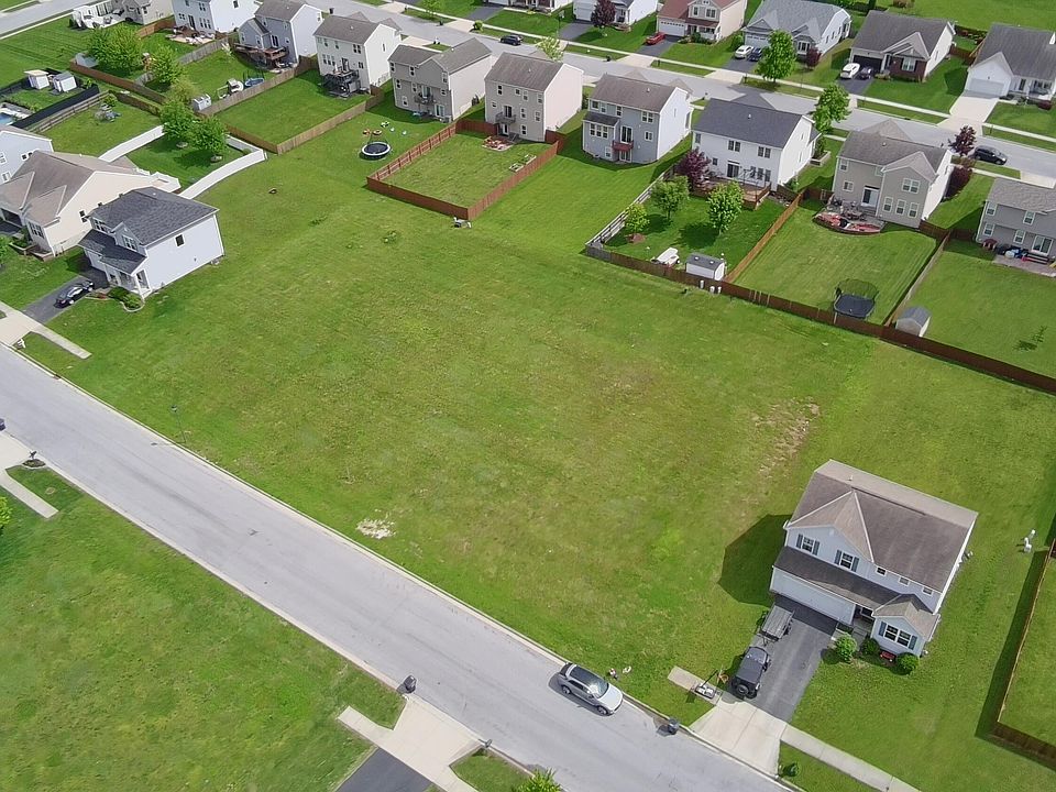 1st image of 2480 Zachariah Ave