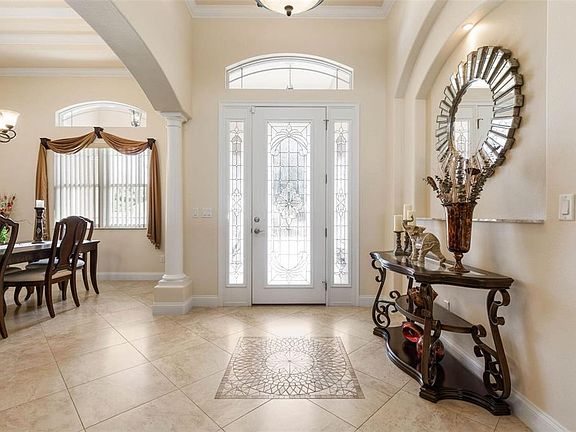 2nd image of 60 Fenimore Ln