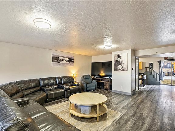 4th image of 1404 N Spring Mountain Rd E