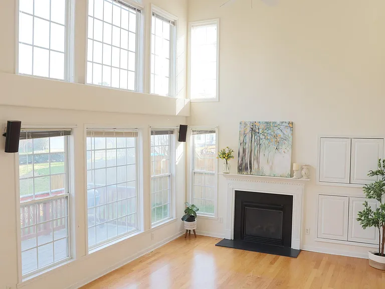1316 Pebble Creek Xing — Photo 9