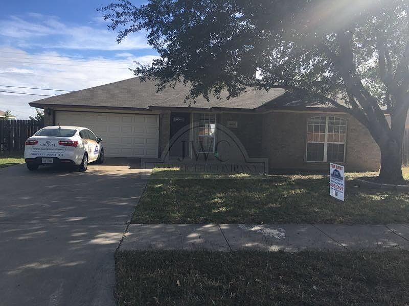 1st image of 4909 Shawn Dr