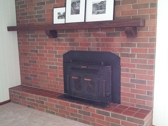 Faimly Room wtih Buckstove