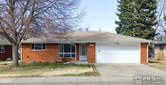 1st image of 320 Buckley Dr