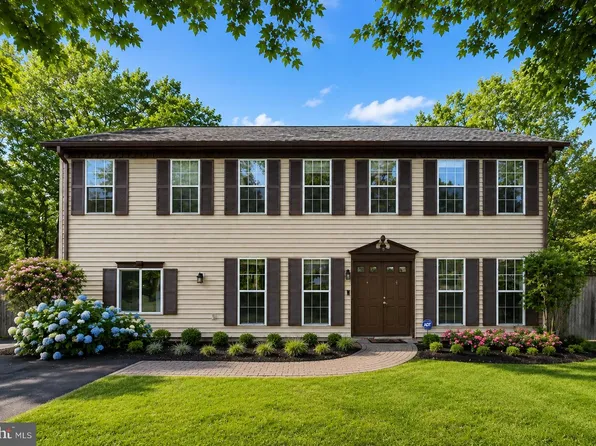 3017 Bramblewood Ct, Waldorf, MD 20603