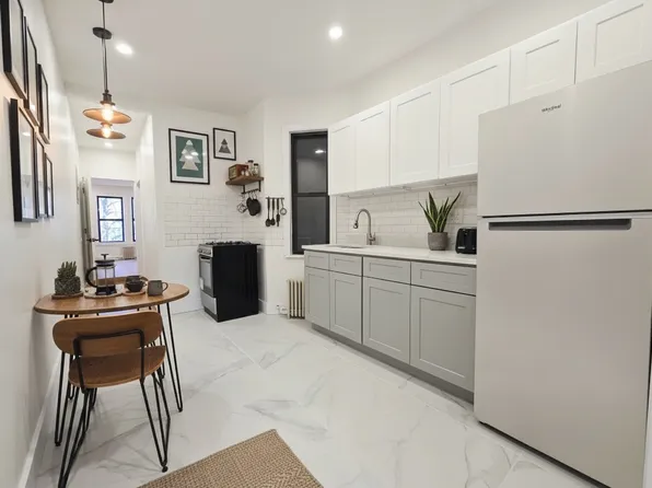 771 4th Avenue image 2 of 5