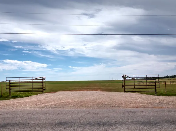 7060 W Bois D Arc Ave, Duncan, OK 73533