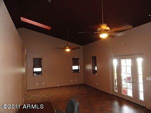 3rd image of 42087 N Bonanza Ln