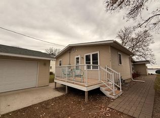 1590 W Lake Dr, Detroit Lakes, MN 56501
