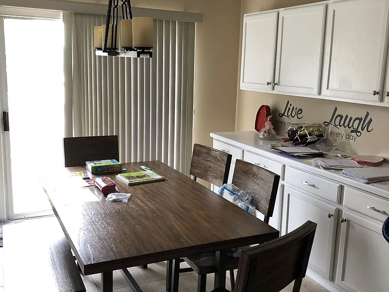Seating area in kitchen