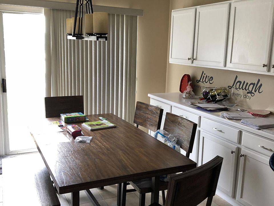 Seating area in kitchen