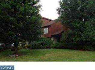 1048 Longfield Rd, Southampton, PA 18966