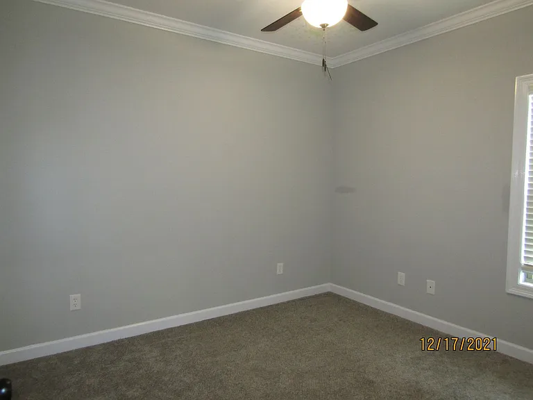 212 Savannah Dr — Photo 9