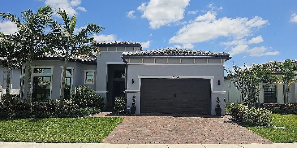 1st image of 7924 Ironwood Way