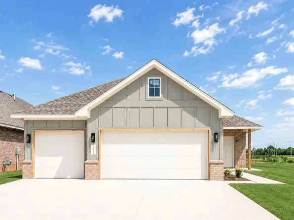 10617 SW 18th St, Yukon, OK 73099
