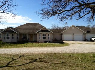 10520 Buck Rd, Carthage, MO 64836