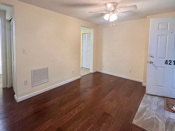 2nd image of 421 Cobun Ave #421
