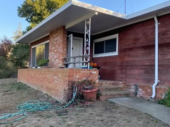 18206 Crest Ave, Castro Valley, CA 94546