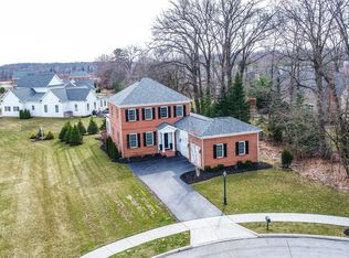 7800 Straits Ln, New Albany, OH