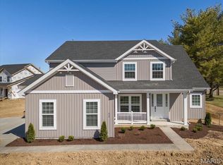 950 Tara Ridge Dr, Chesterfield, MO 63005