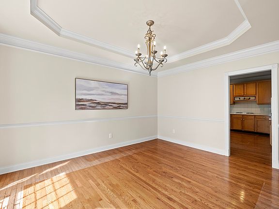 4th image of 9125 White Eagle Ct