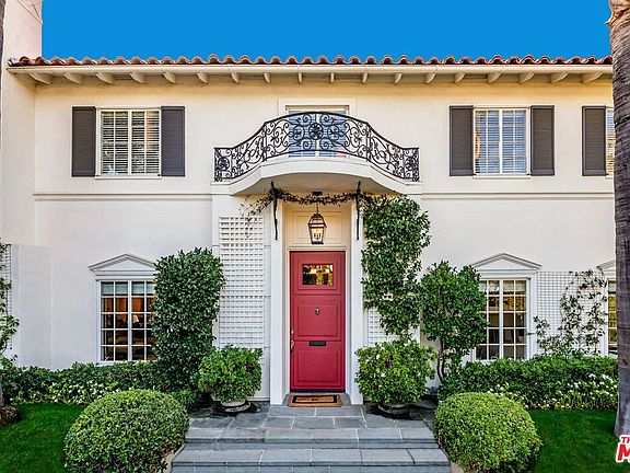 3rd image of 719 S Beverly Glen Blvd