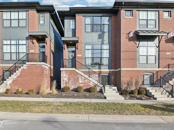 410 W Park St, Westfield, IN 46074