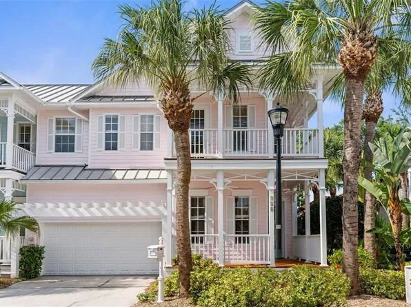 916 Hemingway Cir, Tampa, FL 33602