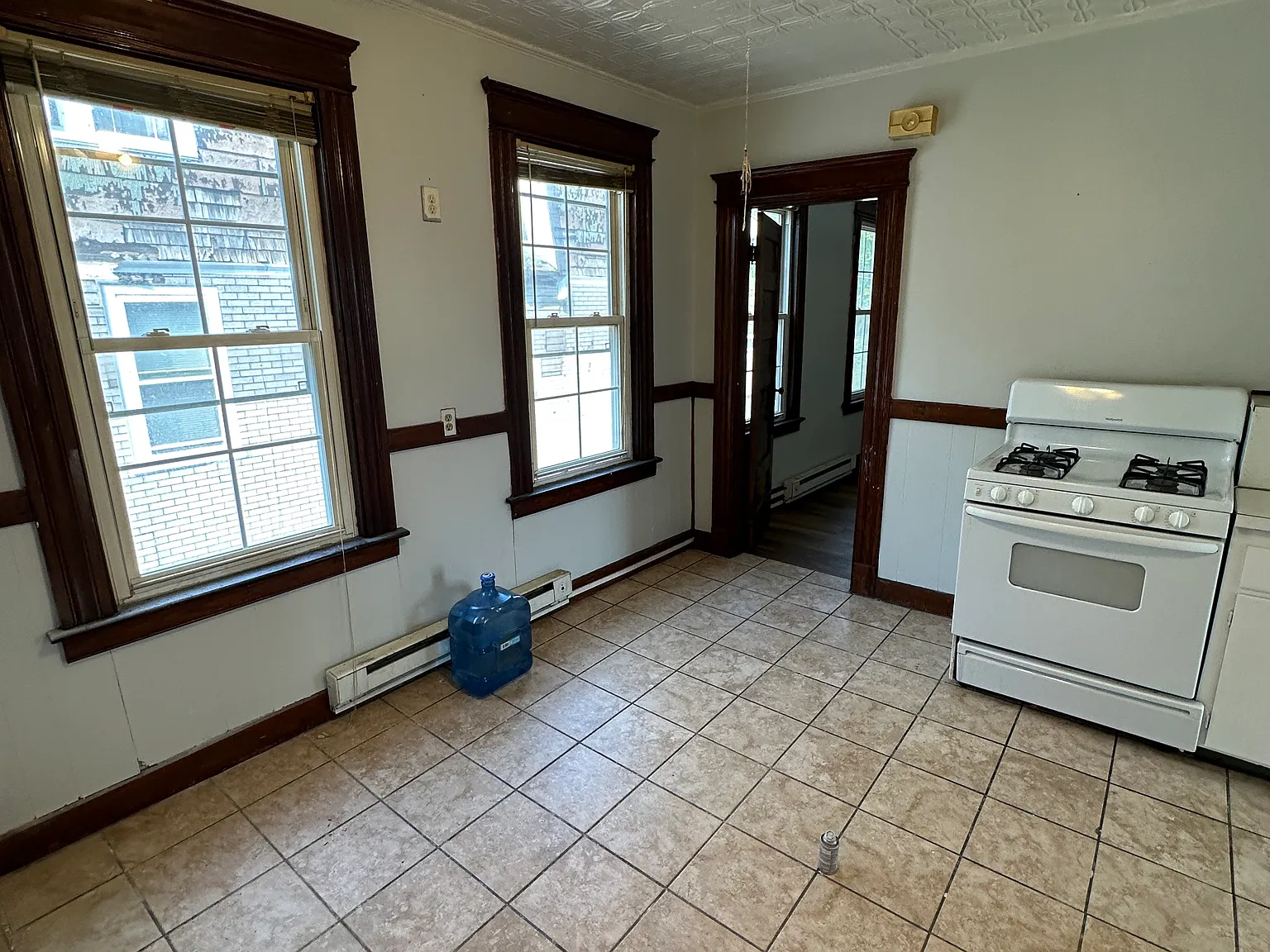 37 Howard St — Photo 4