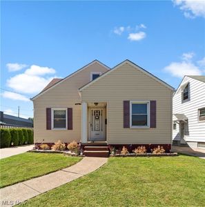 4264 W 56th St, Cleveland, OH, 44144